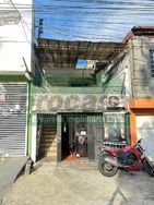 Vende-se Casa na Avenida Constantino Nery