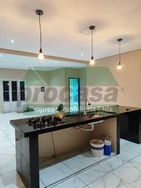 Casa de Rua - / Residencial / Tarumã Açu