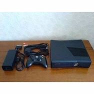 XBOX 360 Slim