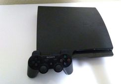 Fotos Similares: Playstation 3, 1 Ano de Uso 