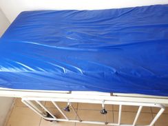 Cama Hospitalar Resistente 2 Manivelas 1190,00