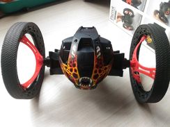 Mini Drone Jumping Sumo Parrot Preto c/ Câmera e Controle Smartphone