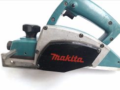 Plaina Elétrica Original Makita