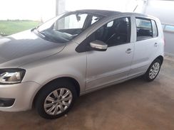 Volkswagen Fox 1.6 Vht (flex) 2012