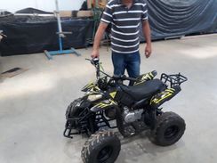 Vendo Quadriciculo 110 Cc 4 Tempos único Dono