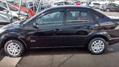 Fiesta Sedan 1.6 Preto