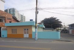 Alugo Casa Beira Mar