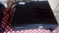 XBOX 360 Slim