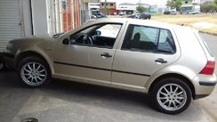 Golf 1.6 Ano 2001 Excelente Estado