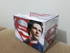 DVD Smallville Coleção Completa (10 Temporadas 60 Discos)