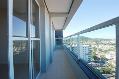 Apartamento de Dois Dormitórios com Suíte, Garagem, Elevador