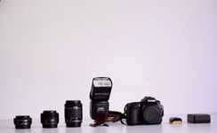 Canon 80d - 50mm - 24mm - 18-55mm - Flash Yn565 - Bolsa