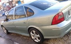 Vectra CD Automático Ano 2003 com Gnv Valor 13,750