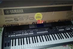 Teclado Yamaha S670 Novinho Nota Fiscal e Garantia de 1 Ano