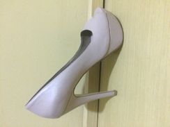 Calçado Peep Toe