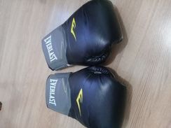 Luva de Muay Thai