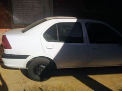 Fiesta Street Sedan Motor Zetec Rocam. Vende ou Troca por Moto