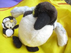 3 Pinguins Pelúcia / 2 Pinguim 20 Cm +pinguim Ursinho / Mbq Brinquedos