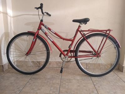 Bicicleta Feminina, Dakar