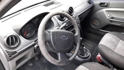 Ford Fiesta Hatch 1.0 (flex) 2008