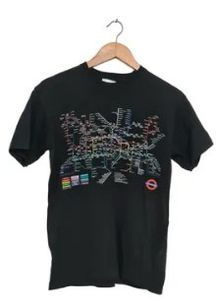 Camiseta Estampa Metro Londres