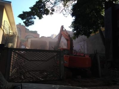 Demolição de Casas e Prédios em Ibiúna