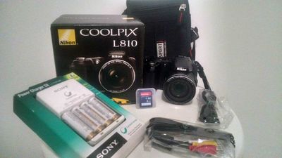 Câmera Nikon L810 + Acessórios + Carregador + Bolsa