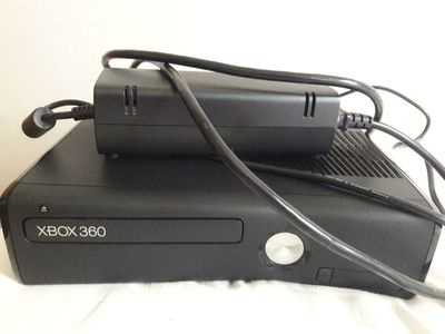 XBOX 360 Desbloqueado com Acesso a Internet e Kinect