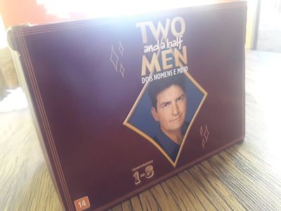 Coleção DVD - Two And a Half Men: Dois Homens e Meio: 1-8 Temporadas