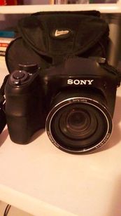Câmera Digital Sony Dsc H100