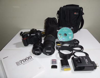 Câmera Nikon D7000 - Lente 18-105mm Vr Kit + Brindes