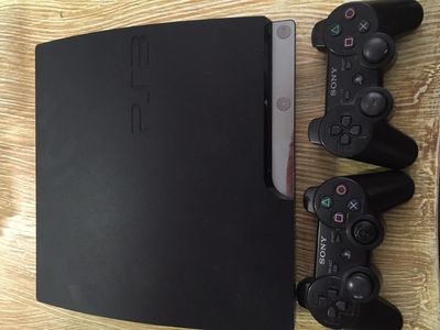 PS3 Usado com 2 Controles e 9 Jogos