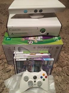 Xbox360 + Kinect + 4 Jogos