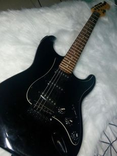 Guitarra Menphins Mg32 Preta Nova