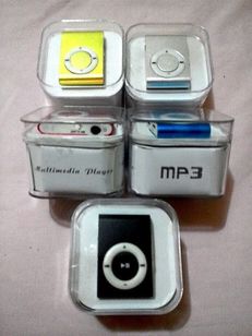 Mp3 Player, com Radio Fm e Clip Metal Slim Shuffle