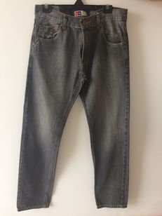 Jeans Masculino Cinza Escuro