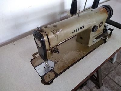 Máquinas de Costura Indústriais Usadas
