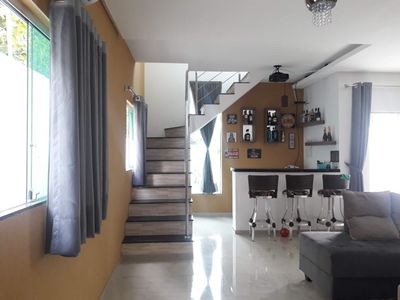 Casa com 3 Dormitórios à Venda, 426 m2 por RS 950.000,00 - Tarumã - Manaus-am
