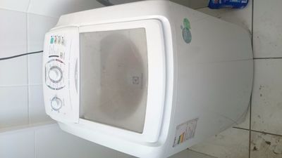Máquina de Lavar Eletrólux 10 Kg Branca