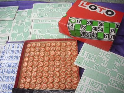 Bingo Loto Vispora Jogo c/ 46 Cartelas e Peças em Madeira na Caixa