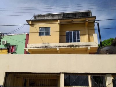 Casa com 2 Dormitórios à Venda, 100 m2 por RS 350.000 - Petrópolis - Manaus-am