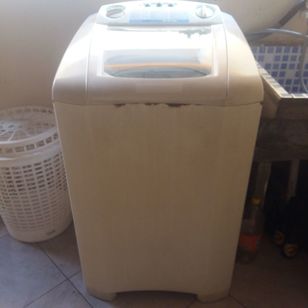 Máquina de Lavar Electrolux Turbo 8.0 Kilos