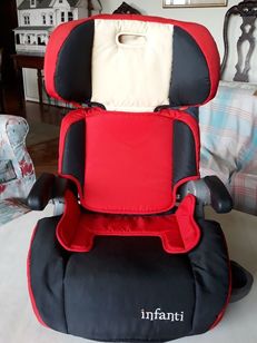 Cadeira Infantil para Auto Marca Infanti em Bom Estado