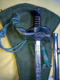 Espada de Oficial do Exército (semi Nova), Apenas 1 Uso