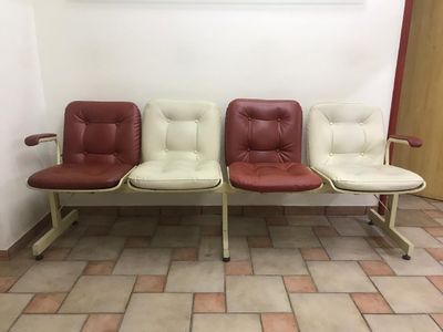 Cadeiras para Sala de Espera de Clínicas