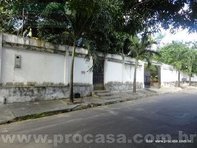 Casa com 4 Dormitórios à Venda, 368 m2 por RS 1.500.000,00 - Parque 10 de Novembro - Manaus-am