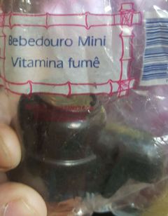 Kit de 24 Bebedouros Mini Vitamina Fumê