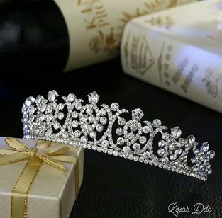 Coroa Tiara Arranjo de Noiva Debutante Novo