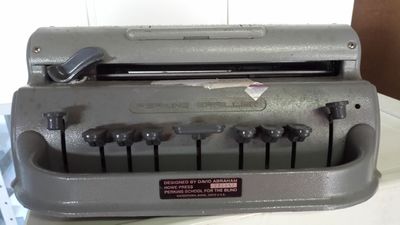 Máquina de Escrever Braile