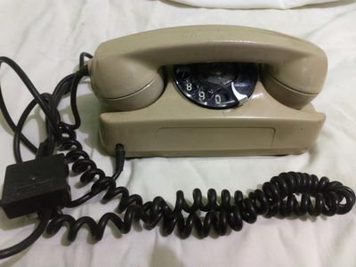 Antigo Telefone de Disco Branco Telemic Funcionando
